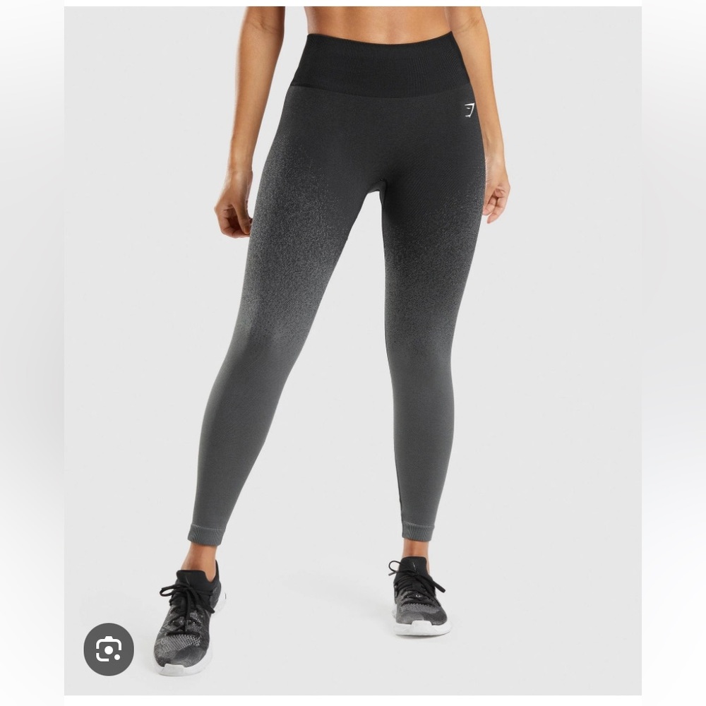 Gymshark ombré leggings, black/gray, size XL.